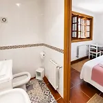 Adela Santillana del Mar