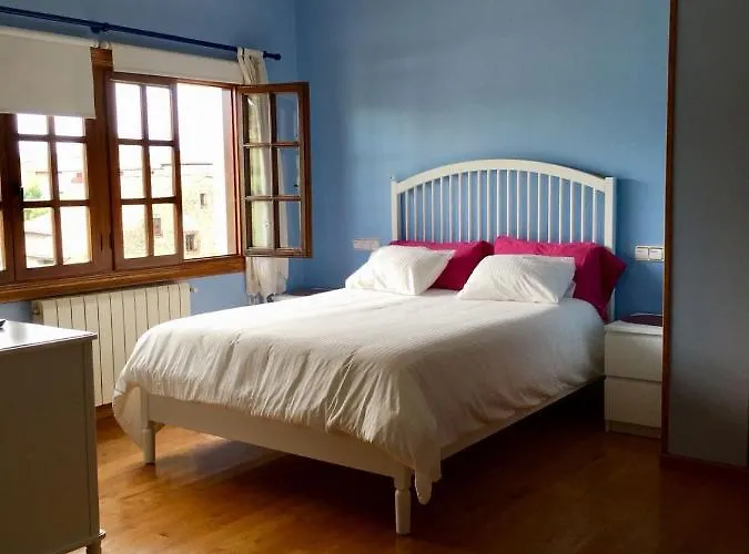 Adela Gasthof Santillana del Mar